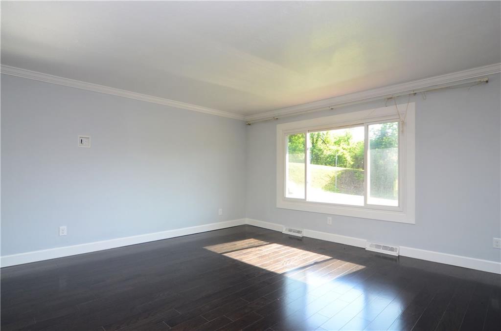 629 Monaca Road Aliquippa, PA 15001 - Photo 3 of 25 Gallery Image 3