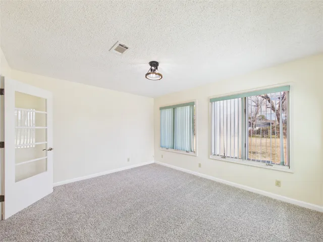 $2,200 | 205 Narcissus Street, Lake Jackson, TX 77566