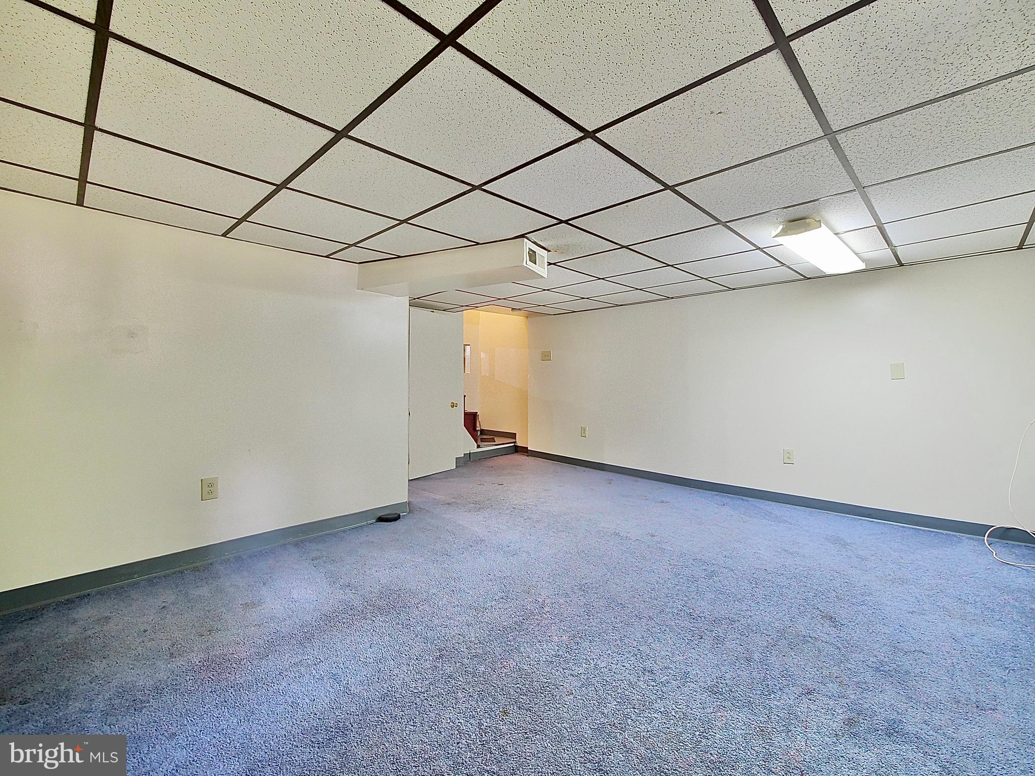 925 Barker Road Sharon Hill, PA 19079 - Photo 20 of 27 Gallery Image 20