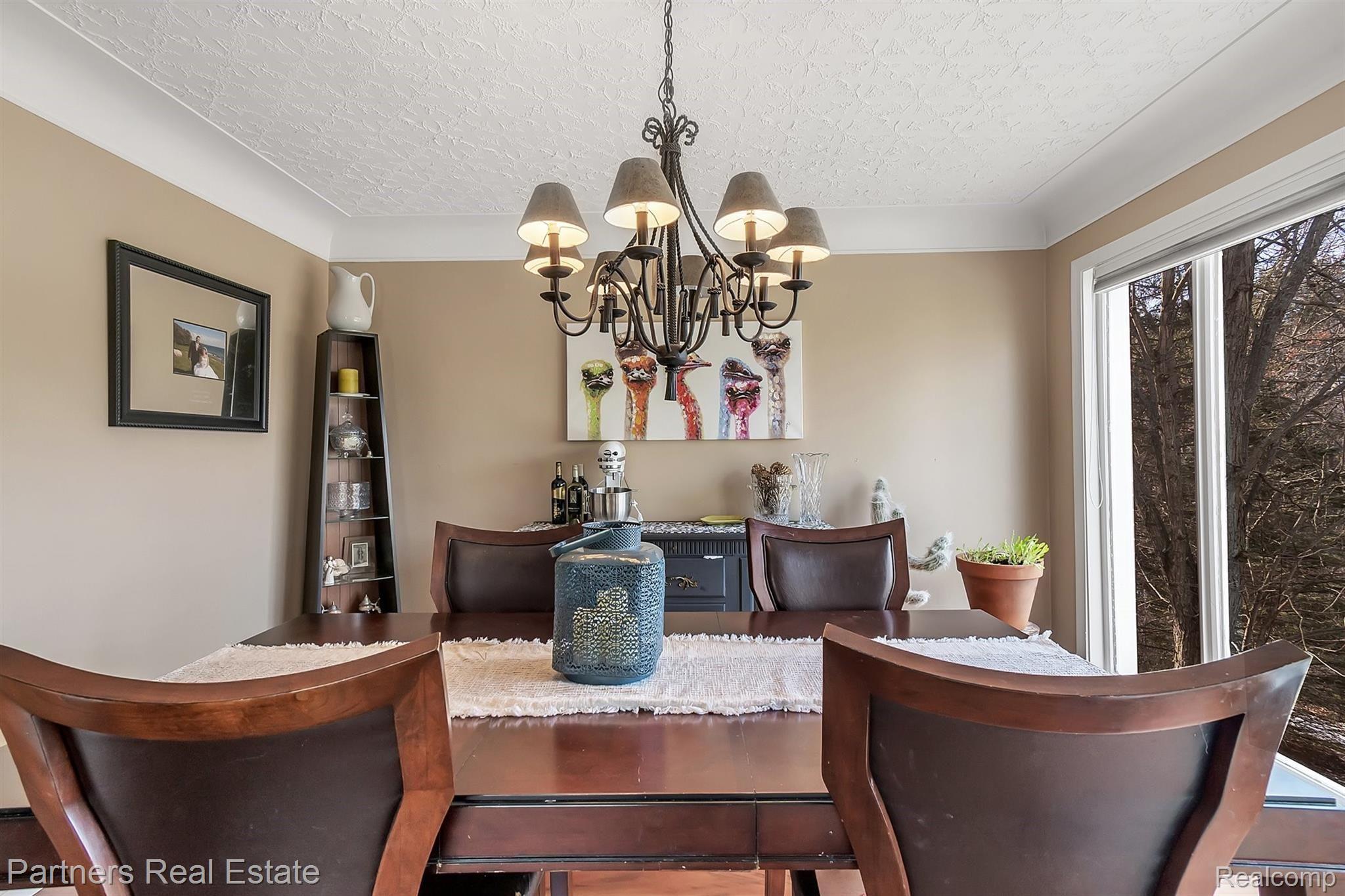 1859 Echo Hills Road Howell, MI 48855 - Photo 10 of 73 11-1859 Echo Hills Rd-windowstill-r.jpg