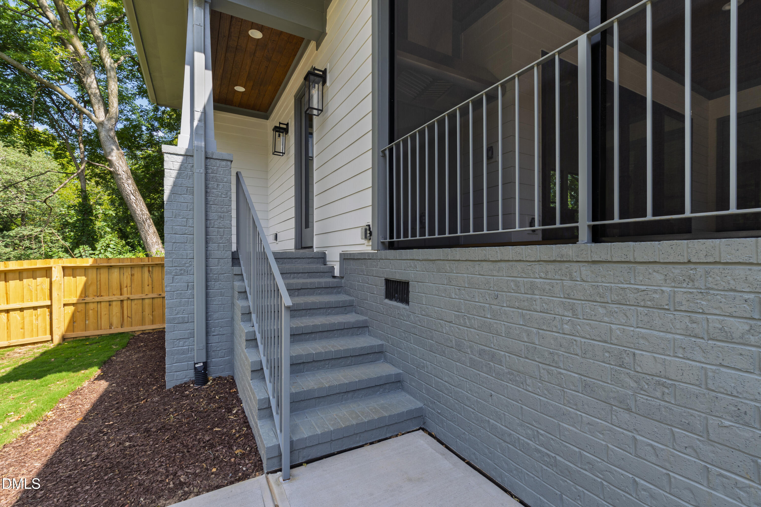 909 Oberlin Road Raleigh, NC 27605 - Photo 39 of 55 909OberlinNewExt (12)