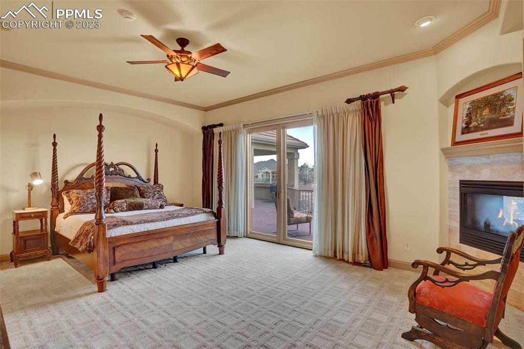 4655 Seton Hall Road Colorado Springs, CO 80918 - Photo 26 of 50 a living room with furniture
