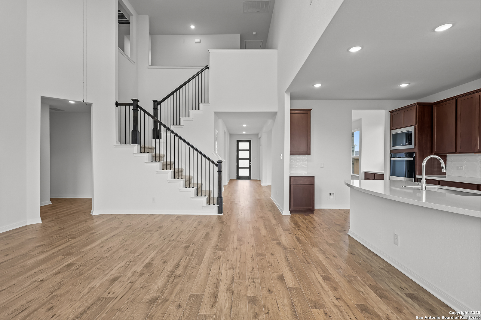 4544 Yoakum Valley Schertz, TX 78108 - Photo 11 of 40