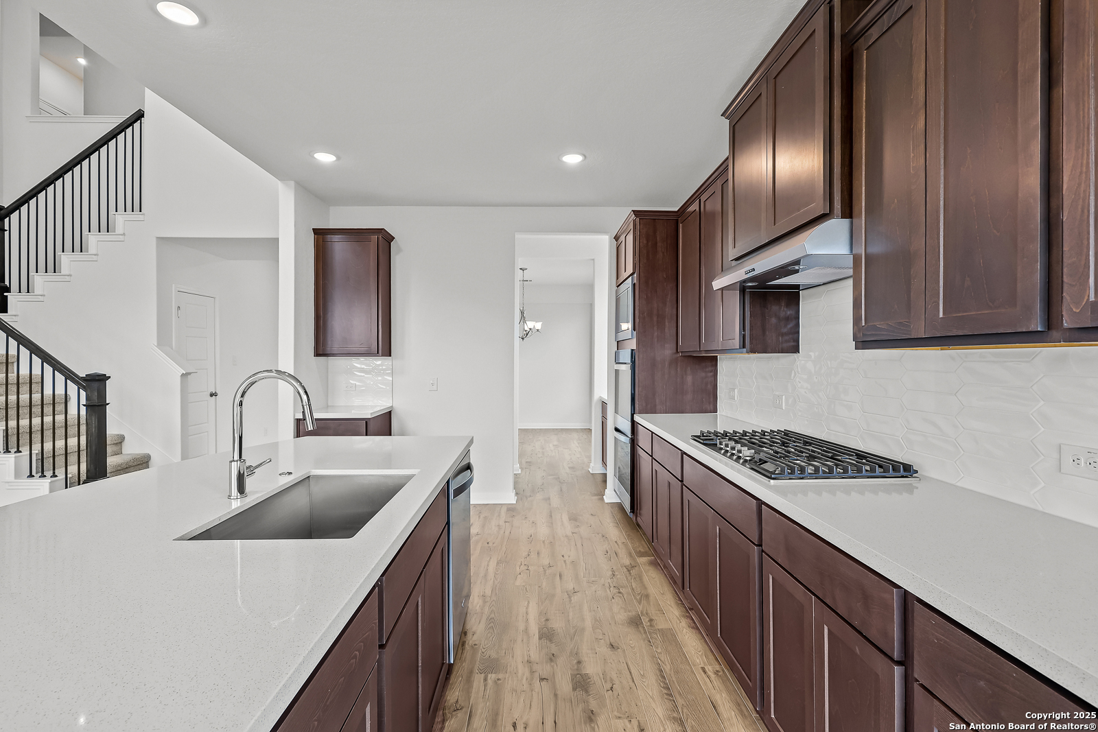 4544 Yoakum Valley Schertz, TX 78108 - Photo 17 of 40