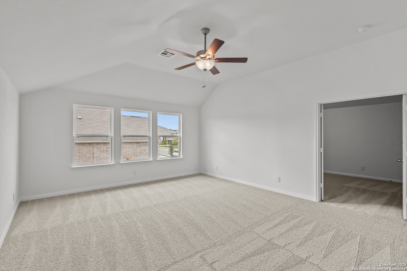 4544 Yoakum Valley Schertz, TX 78108 - Photo 29 of 40