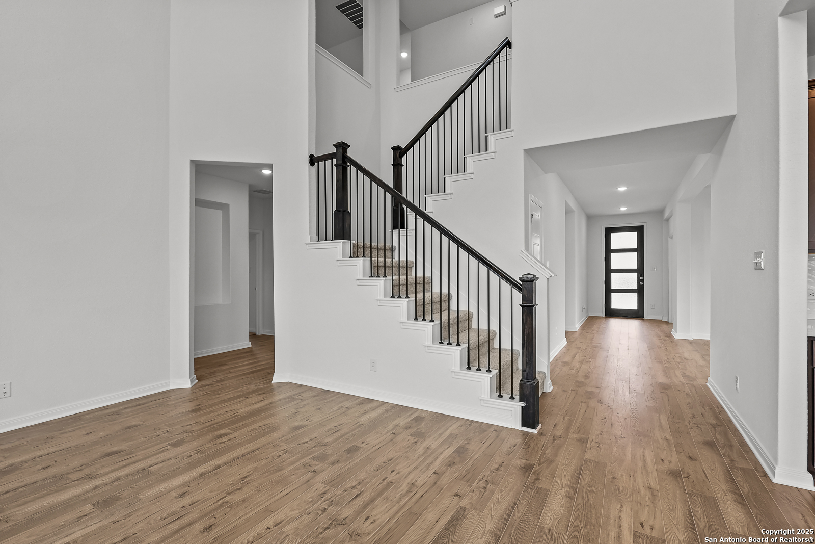 4544 Yoakum Valley Schertz, TX 78108 - Photo 10 of 40