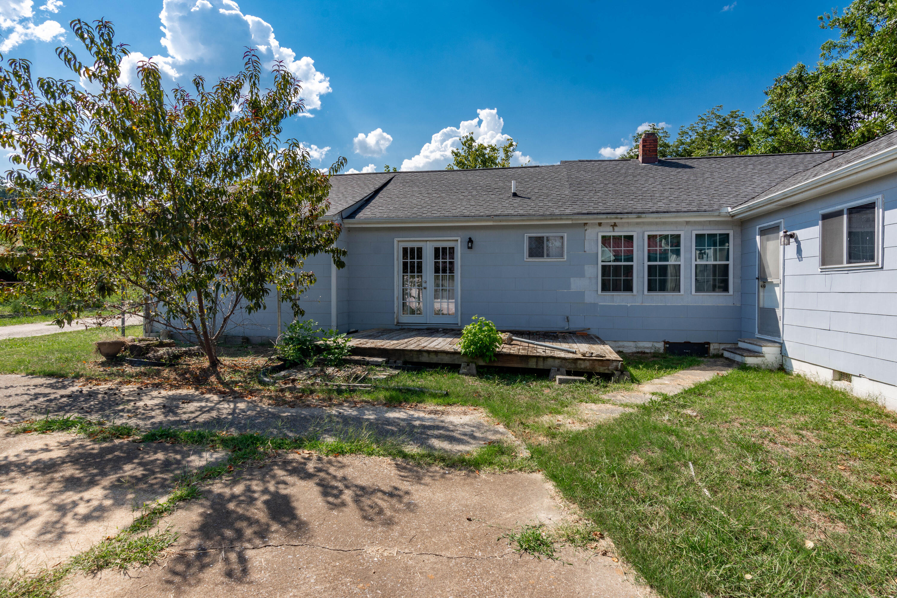 528 Browns Ferry Road Chattanooga, TN 37419 - Photo 31 of 60 528 Browns Ferry Rd-32