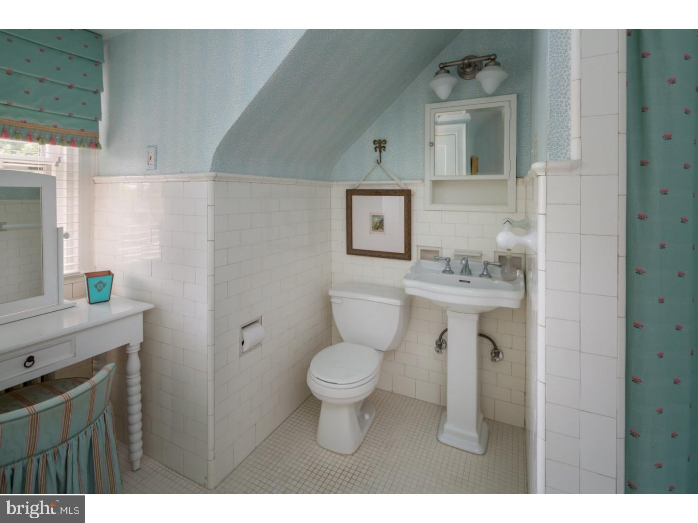 442 Warick Road Wynnewood, PA 19096 - Photo 19 of 25 Gallery Image 19