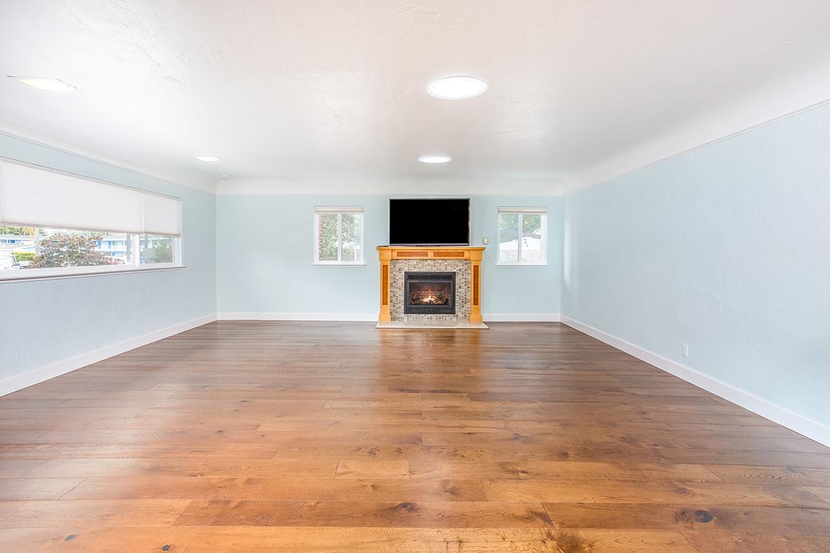 631 Riverside Avenue Santa Cruz, CA 95060 - Photo 7 of 25 a view of a livingroom with a fireplace