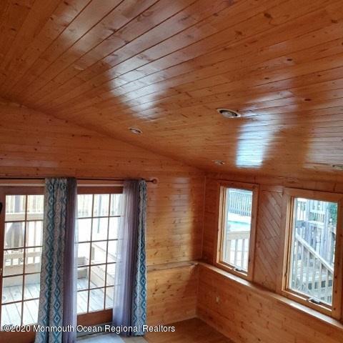 24 Stuyvesant Road Brick, NJ 08723 - Photo 12 of 30 WOOD ROOM CEILING