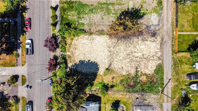 $221,000 | 7435 South Pine Street, Tacoma, WA 98409