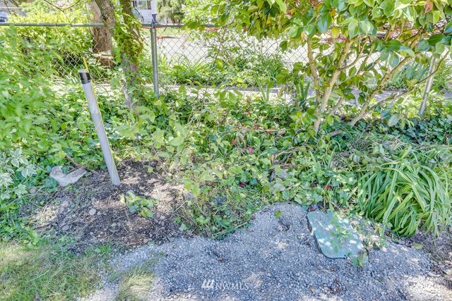 $221,000 | 7435 South Pine Street, Tacoma, WA 98409