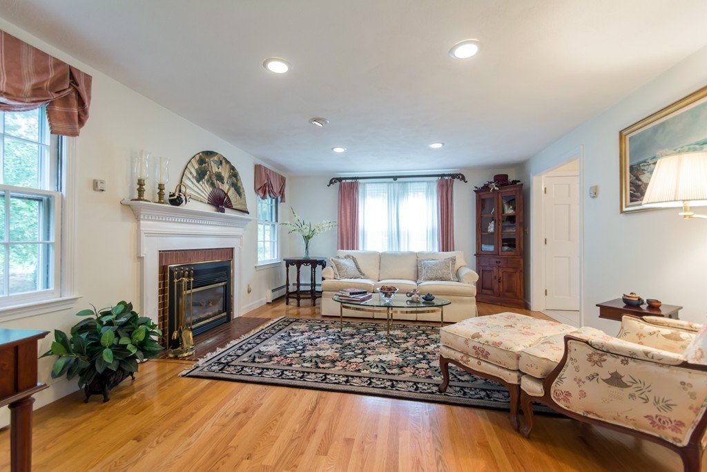 53 Quail Run Road North Andover, MA 01845 - Photo 11 of 30 Gallery Image 11