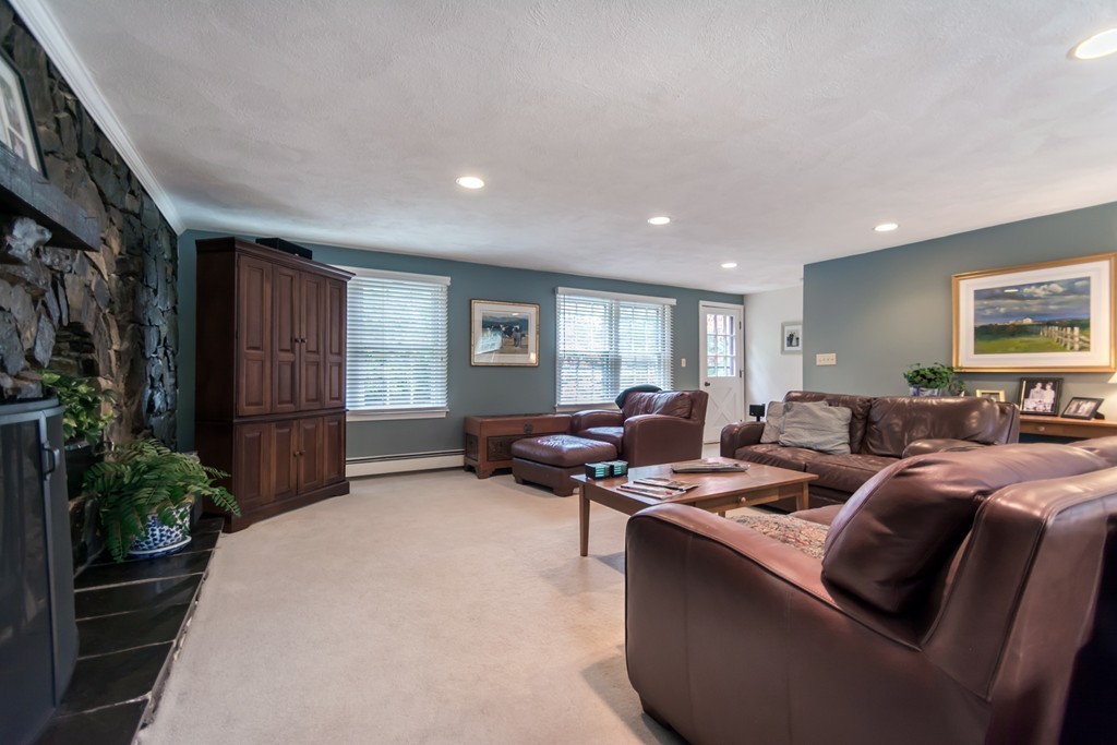 53 Quail Run Road North Andover, MA 01845 - Photo 16 of 30 Gallery Image 16