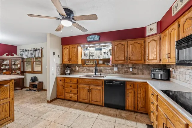 $315,000 | 14410 East Rebel Road, Nevada, MO 64772