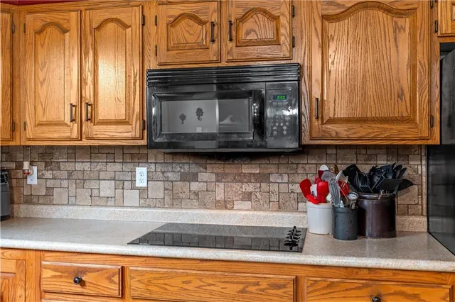 $315,000 | 14410 East Rebel Road, Nevada, MO 64772