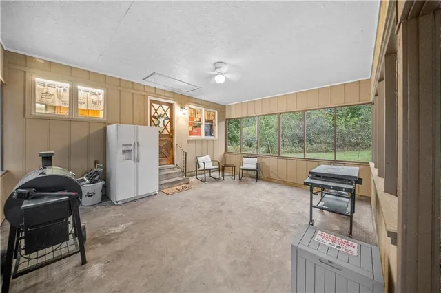 $315,000 | 14410 East Rebel Road, Nevada, MO 64772