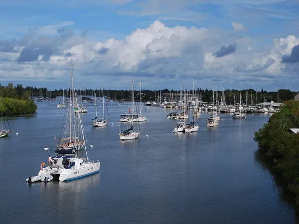 $2,750 | 101 Park Shores Circle, Unit 2, Vero Beach, FL 32963