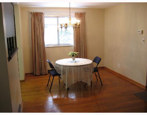 5423 Hamilton Road Gibsonia, PA 15044 - Photo 3 of 8 Dining Room.