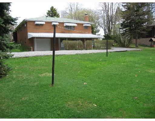 5423 Hamilton Road Gibsonia, PA 15044 - Photo 7 of 8 Patio/Deck.