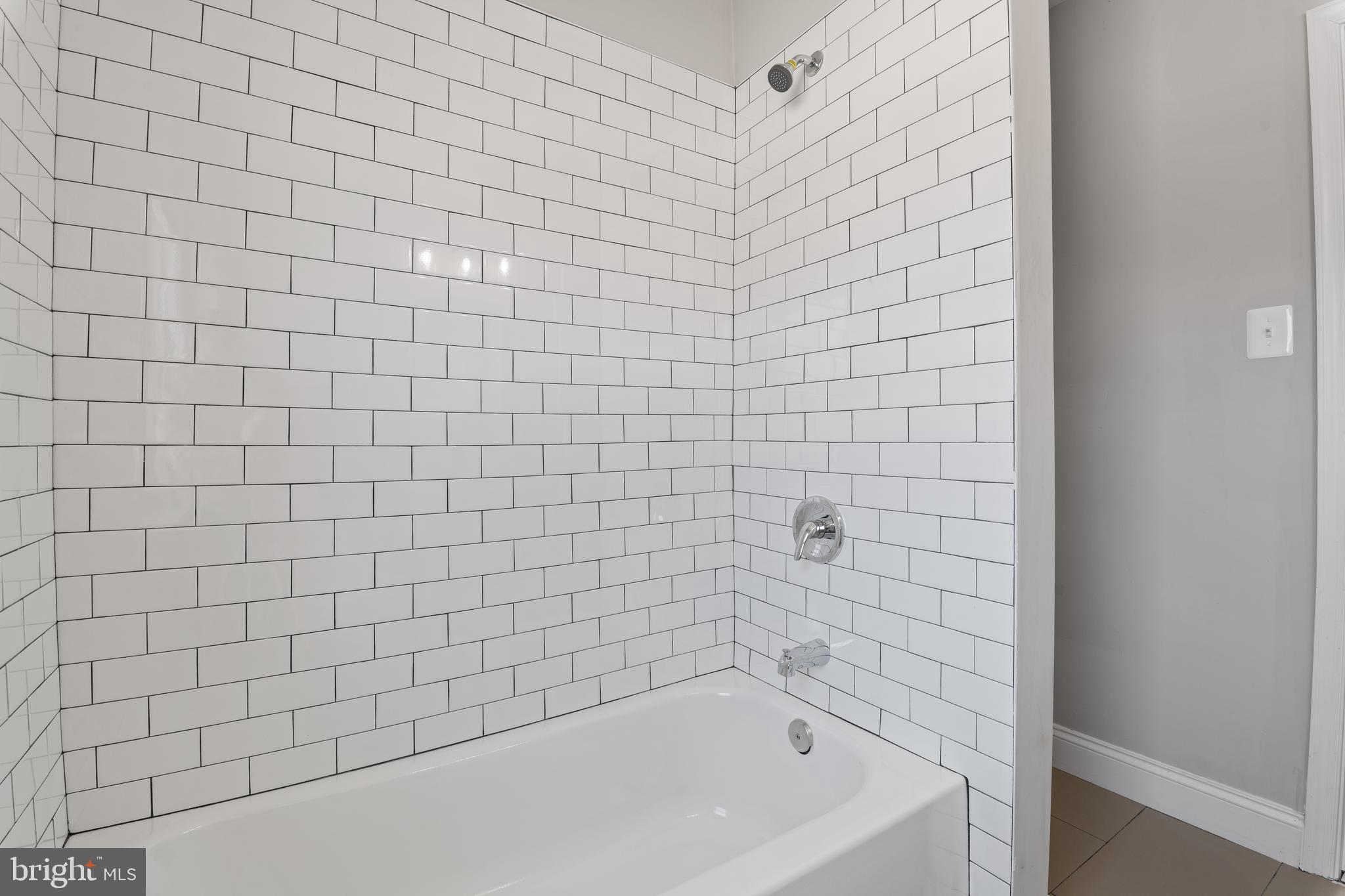 34 North Rosedale Street Baltimore, MD 21229 - Photo 11 of 22
