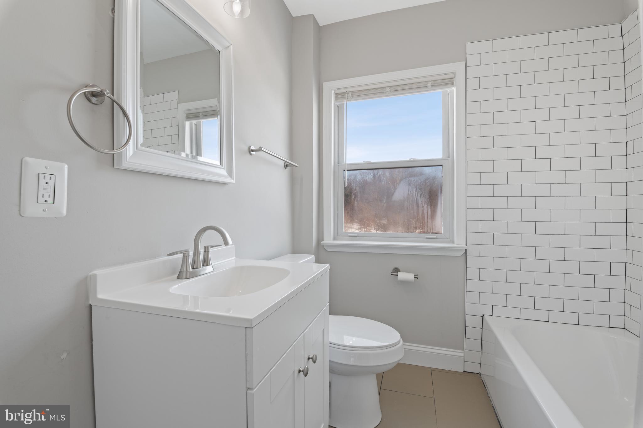 34 North Rosedale Street Baltimore, MD 21229 - Photo 12 of 22