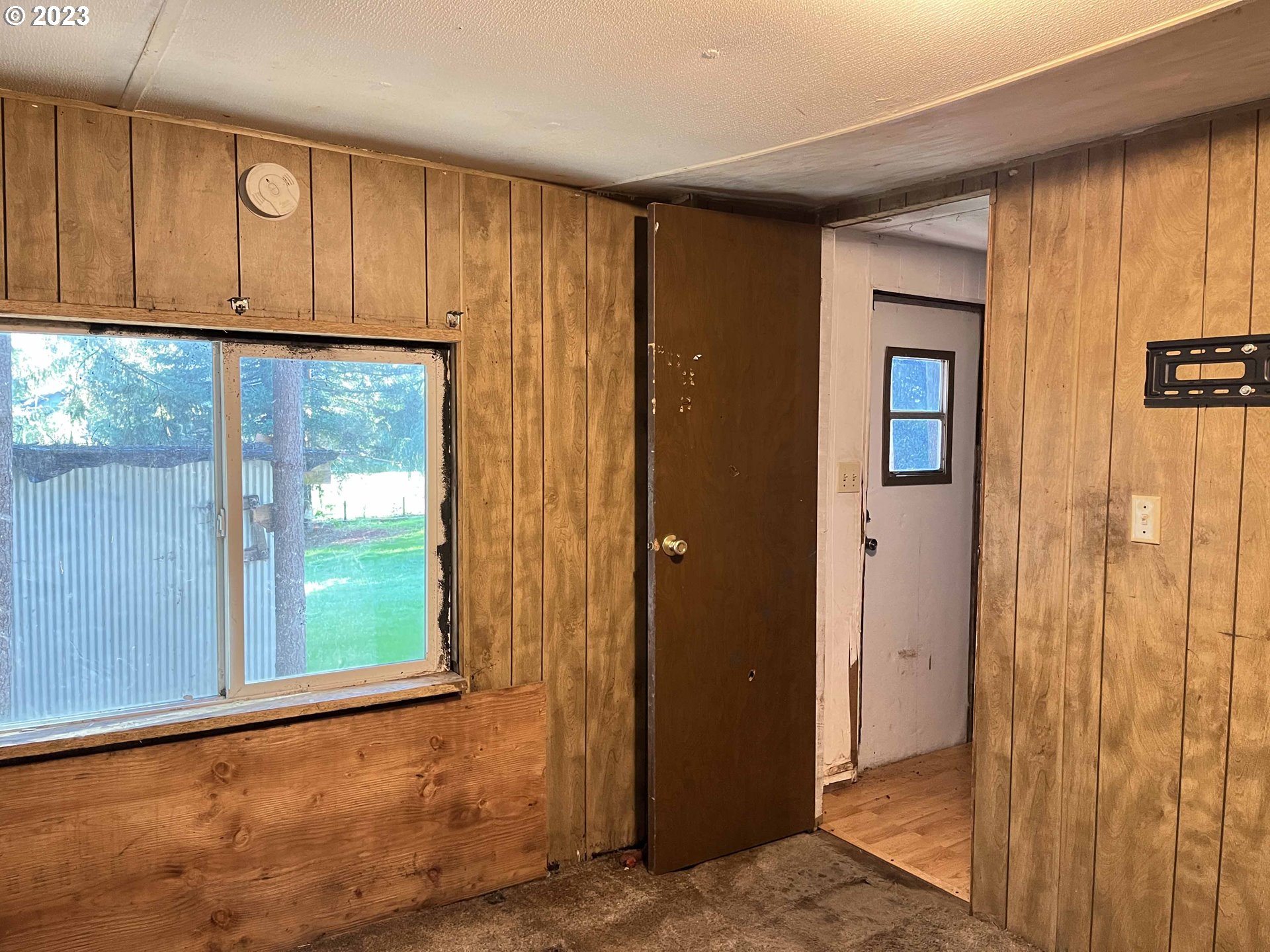 10906 Highway 36 Mapleton, OR 97453 - Photo 14 of 44 Gallery Image 14