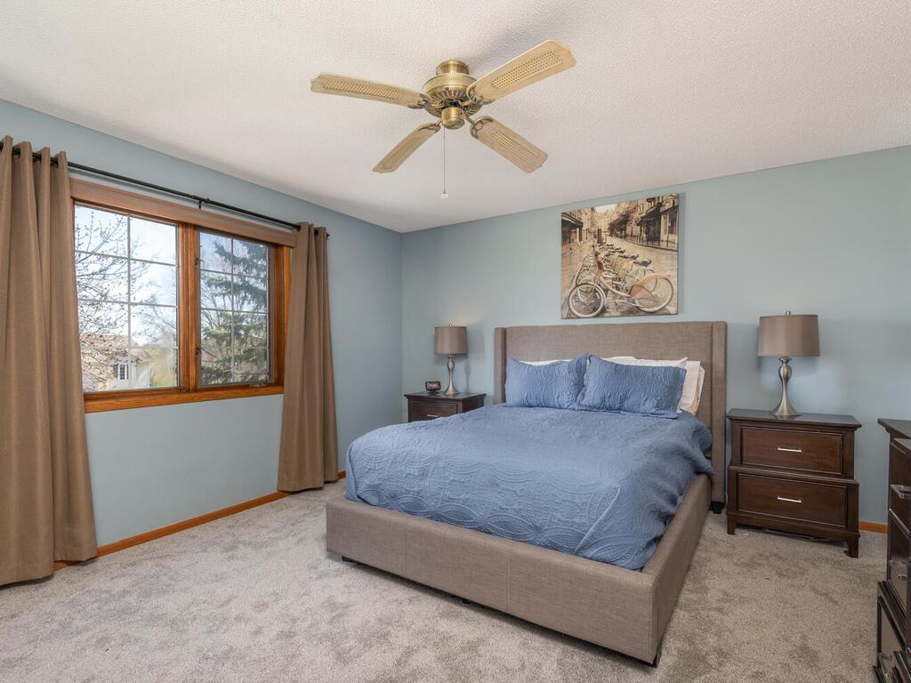 8879 Sequoia Road Woodbury, MN 55125 - Photo 17 of 49 Gallery Image 17