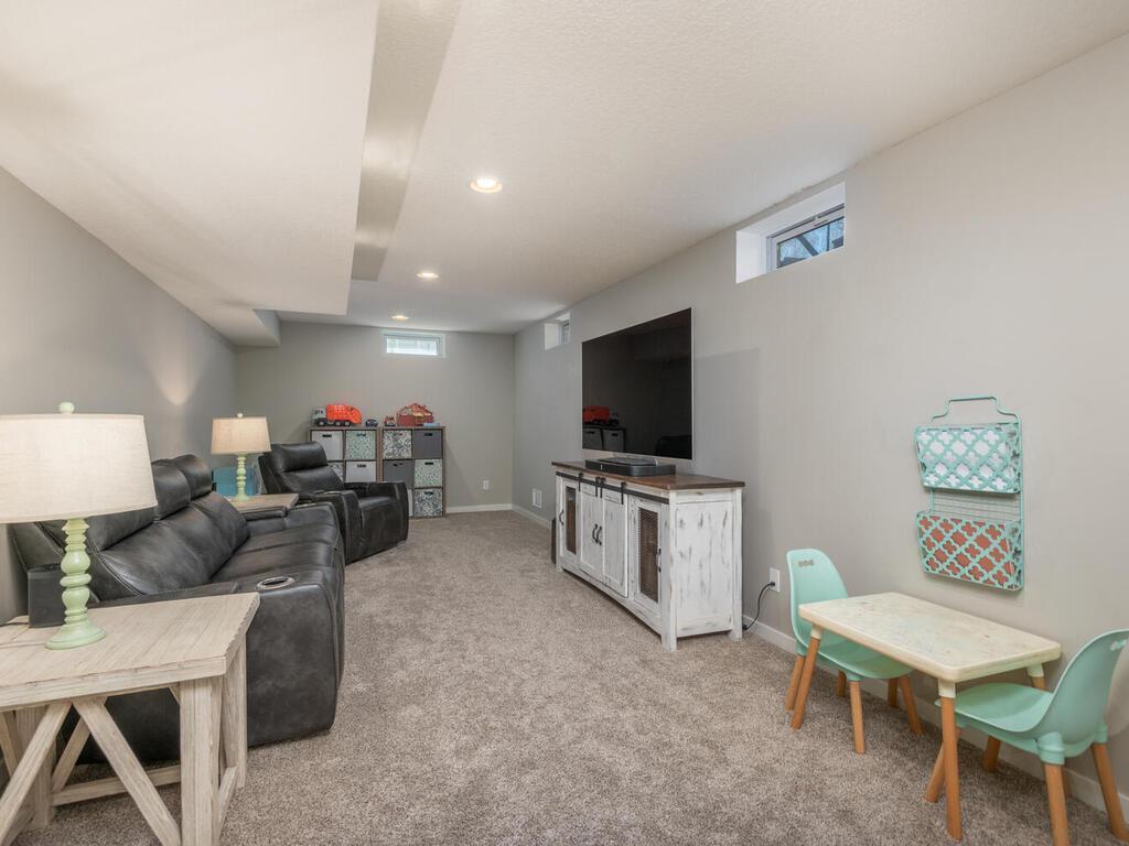8879 Sequoia Road Woodbury, MN 55125 - Photo 22 of 49 Gallery Image 22
