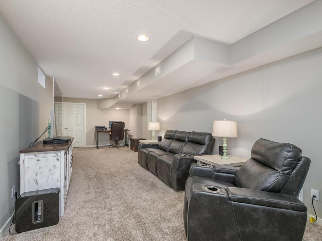 8879 Sequoia Road Woodbury, MN 55125 - Photo 23 of 49 Gallery Image 23