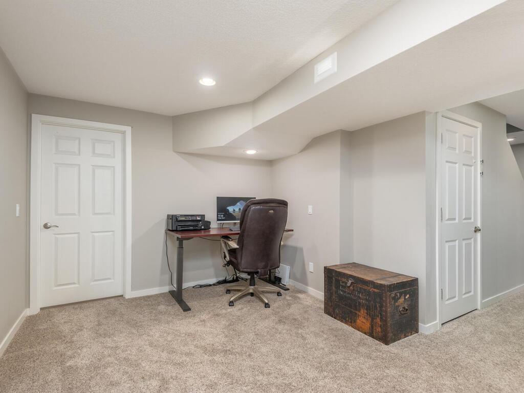 8879 Sequoia Road Woodbury, MN 55125 - Photo 24 of 49 Gallery Image 24