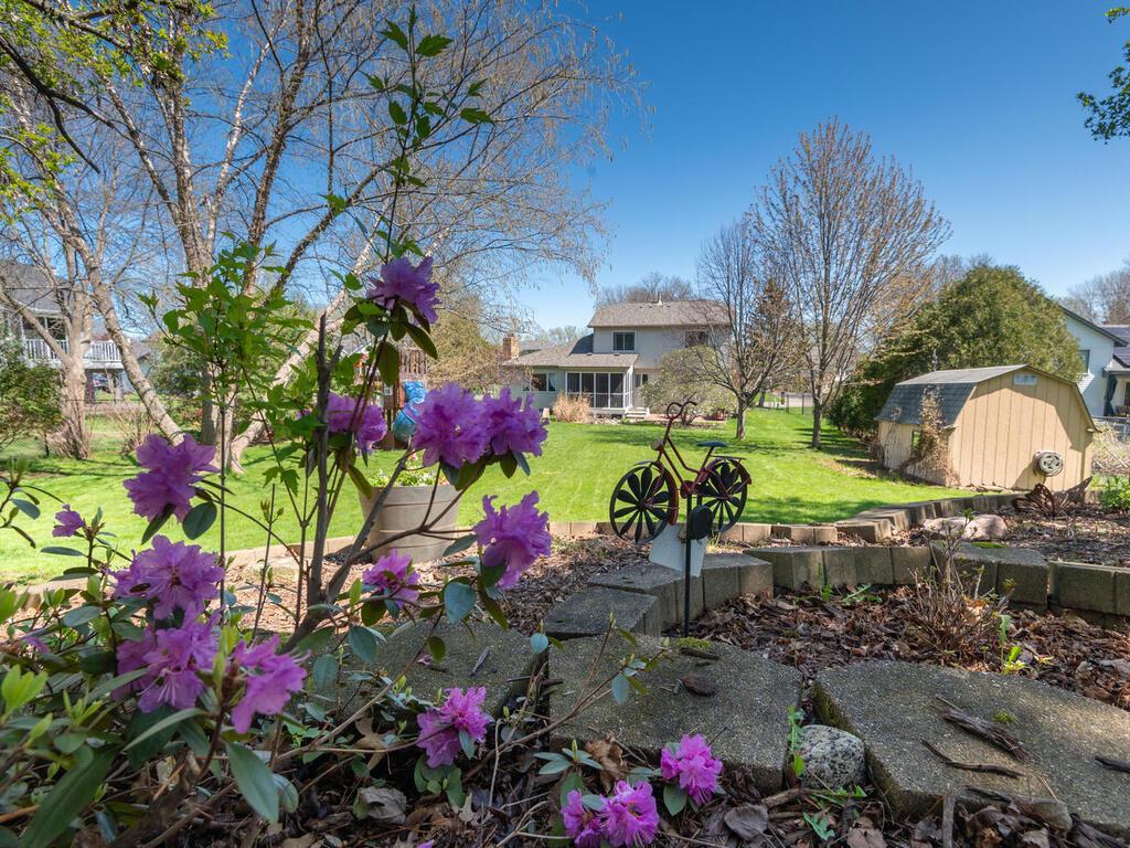 8879 Sequoia Road Woodbury, MN 55125 - Photo 34 of 49 Gallery Image 34