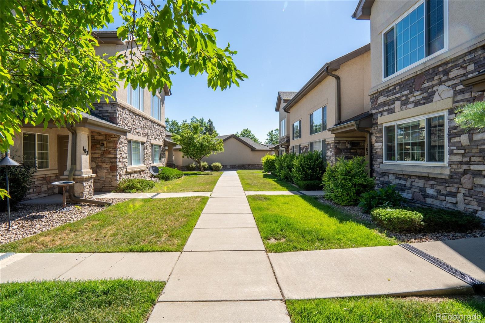1435 South Chambers Road, Unit 102 Aurora, CO 80017 - Photo 33 of 38