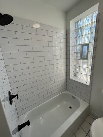 $1,700 | 8016 South Halsted Street, Unit 2N, Chicago, IL 60620