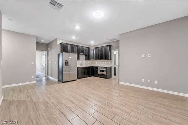 $3,875 | 454 Lost Horizon Avenue, Henderson, NV 89002