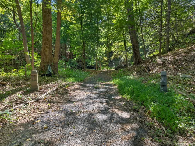 $300,000 | 331 Mountain Lodge Road, Blooming Grove, NY 10950