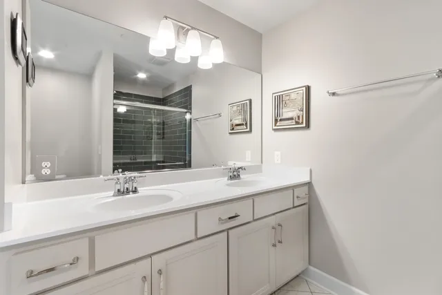 $849,500 | 173 2nd Avenue, Unit 12, Fontana, WI 53125