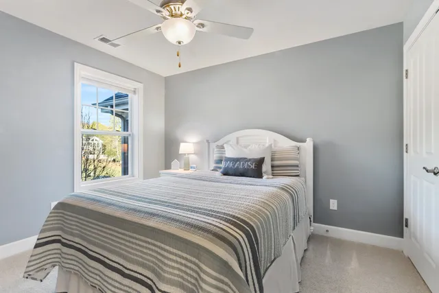 $849,500 | 173 2nd Avenue, Unit 12, Fontana, WI 53125