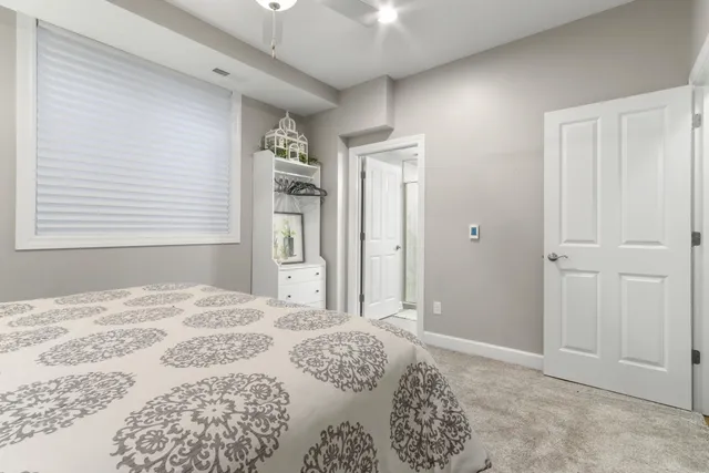 $849,500 | 173 2nd Avenue, Unit 12, Fontana, WI 53125