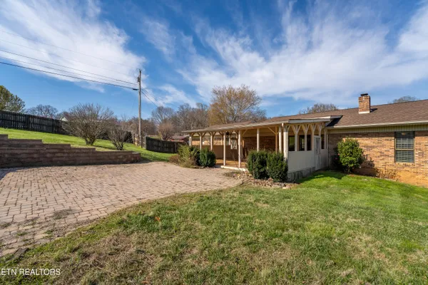 $429,000 | 5725 Academy Drive, Morristown, TN 37814
