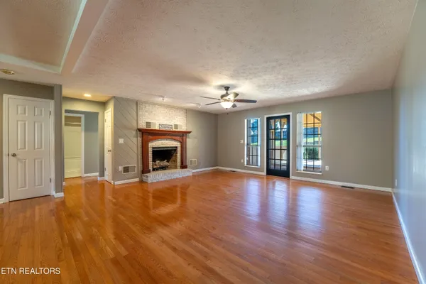 $429,000 | 5725 Academy Drive, Morristown, TN 37814