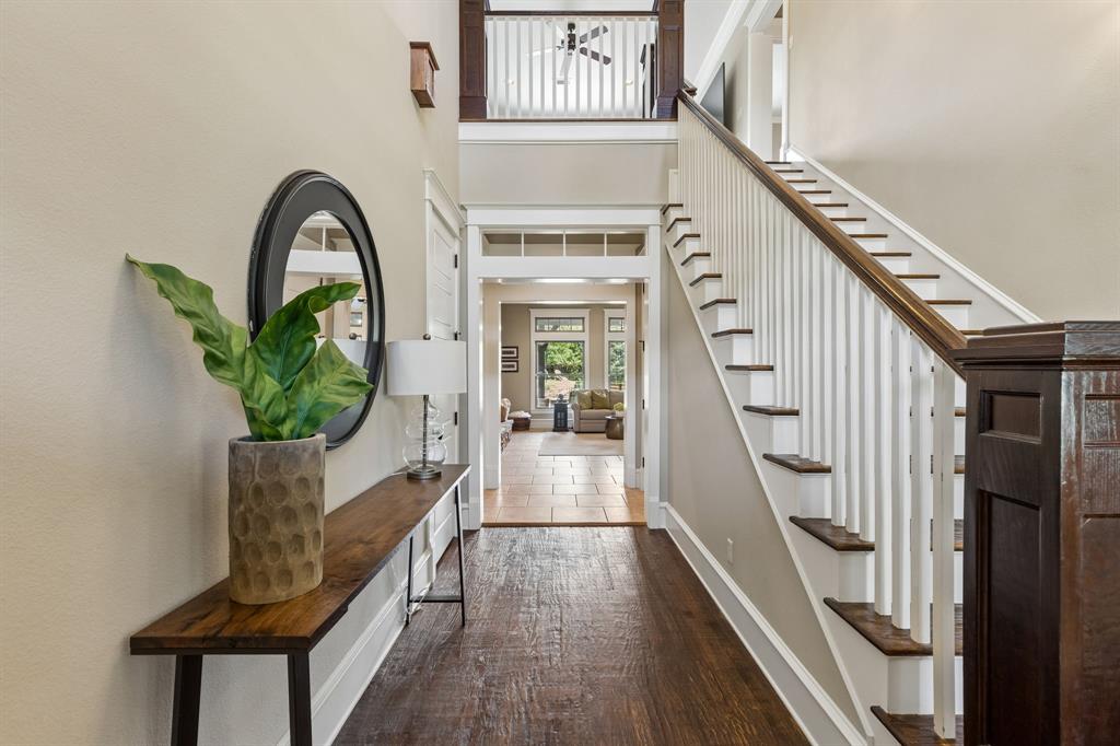 206 Rodeo Drive Azle, TX 76020 - Photo 7 of 40 Foyer with soaring ceilings