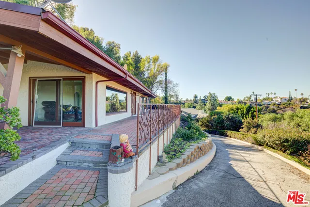 $13,995 | 4520 Gable Drive, Encino, CA 91316