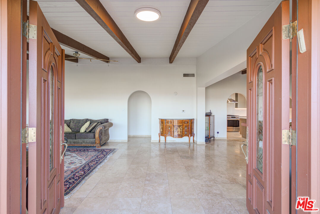 4520 Gable Drive Encino, CA 91316 - Photo 27 of 58 a view of an entryway and livingroom in right side