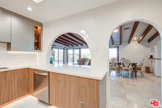 $13,995 | 4520 Gable Drive, Encino, CA 91316