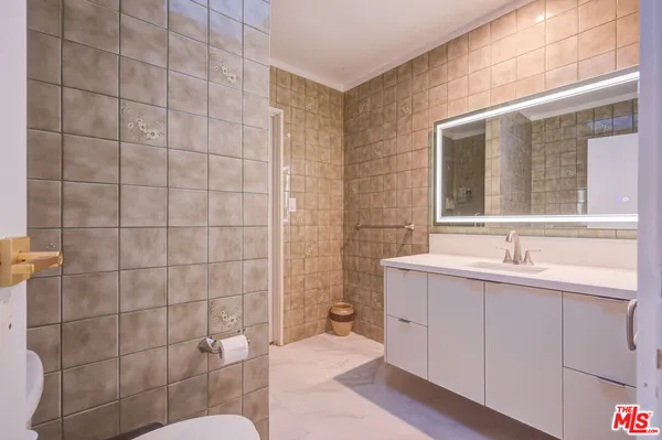 $13,500 | 4520 Gable Drive, Encino, CA 91316