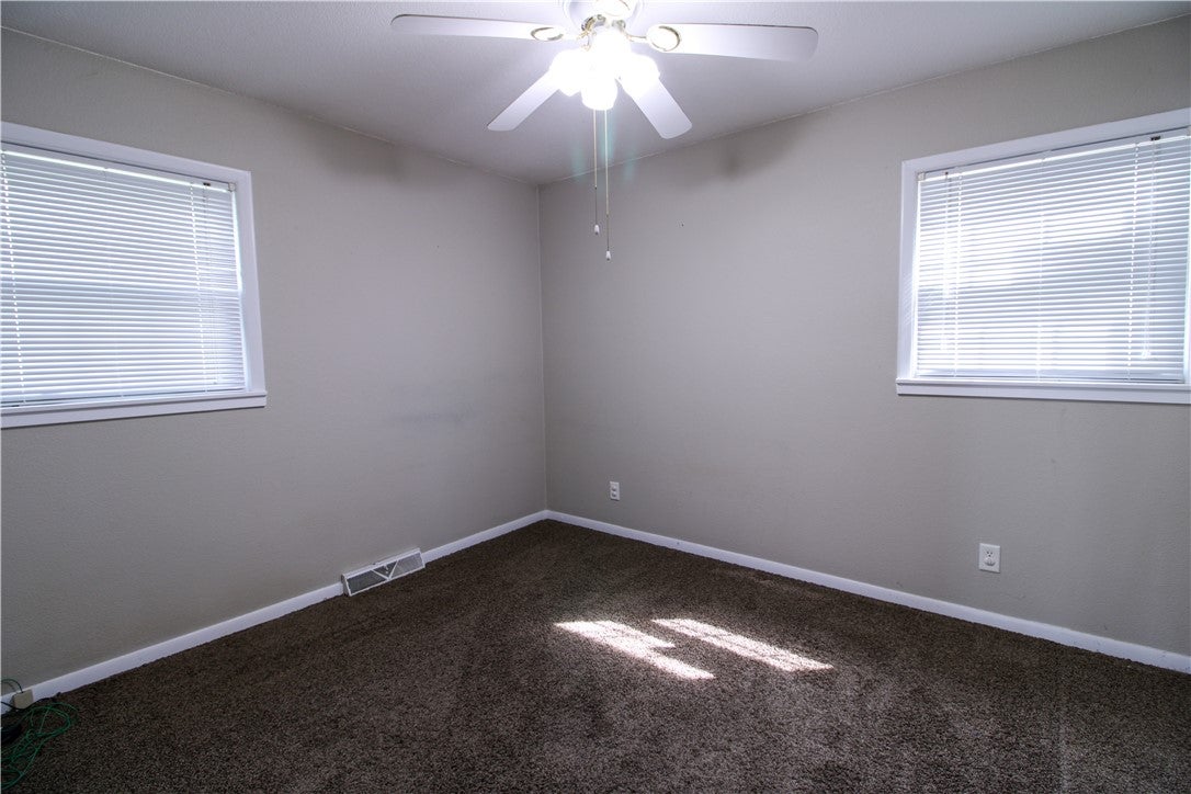 312 Southampton Drive Decatur, IL 62526 - Photo 14 of 38 Gallery Image 14