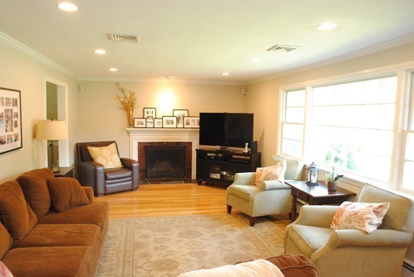 21 Ames Road Sudbury, MA 01776 - Photo 3 of 22 Gallery Image 3