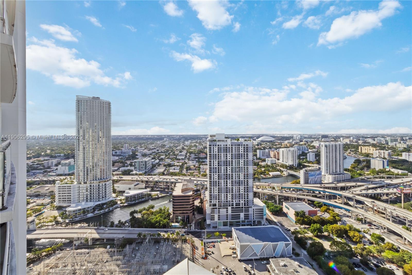 90 Southwest 3rd Street, Unit 4305 Miami, FL 33130 - Photo 3 of 16 a view of a city