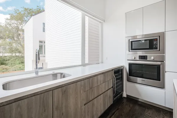 $3,500 | 1157 West 18th Street, Houston, TX 77008